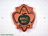 1971 Apple Day Woggle Windsor District